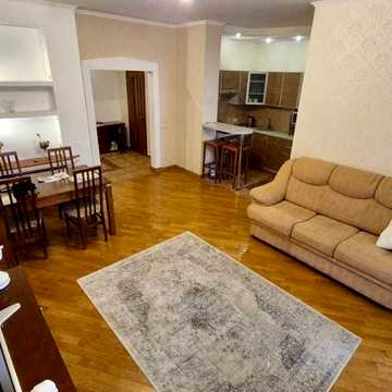 Саксаганського вул., 121