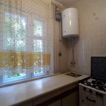 Миколи Шепелєва вул., 8