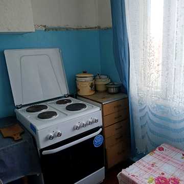 Європейського Союзу просп. (Правди), 17