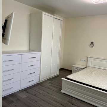 Краківська вул., 27
