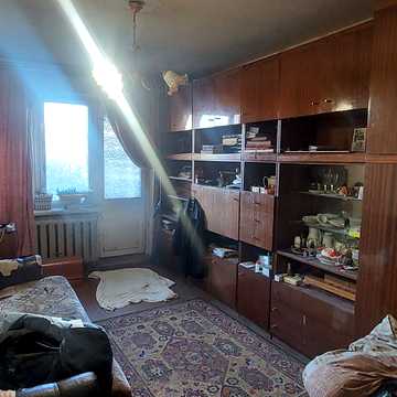 Ньютона вул., 129