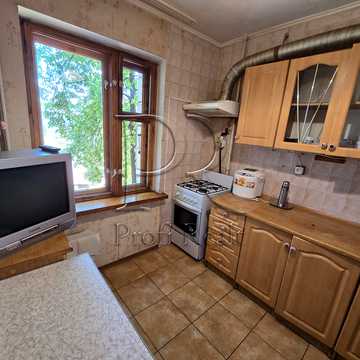Лукянівська вул., 7