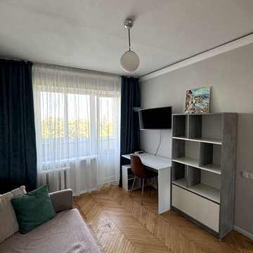 Михайла Котельникова вул., 3