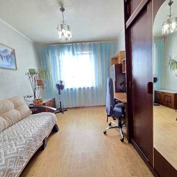 Урлівська вул., 3