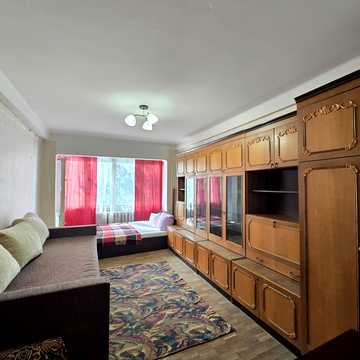 Вишгородська вул., 34