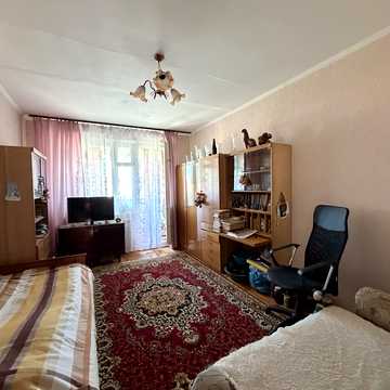 Тиводара Легоцького вул., 68