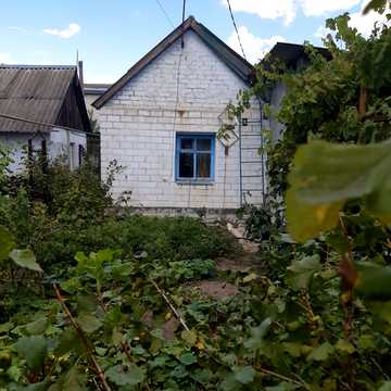 Тиха вул., 4