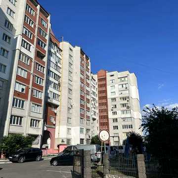 Злуки просп., 8