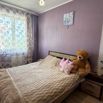 Бориса Гмирі вул., 10