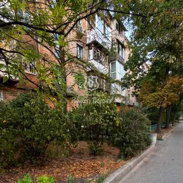 Вінстона Черчилля вул. (Червоноткацька), 24