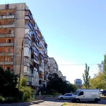 Йорданська вул. (Лайоша Гавро), 8
