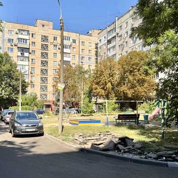 Дмитра Вишневецького вул., 23