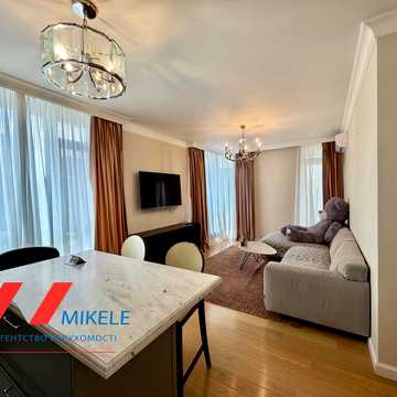 Джона Маккейна вул. (Івана Кудрі), 7
