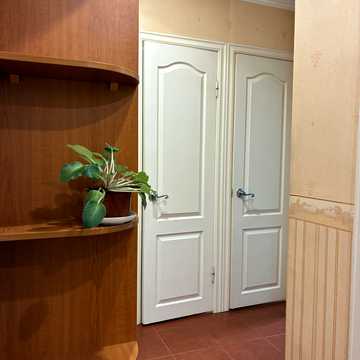 Академіка Булаховського вул., 28-Б