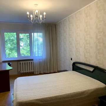 Академіка Корольова вул., 104/3