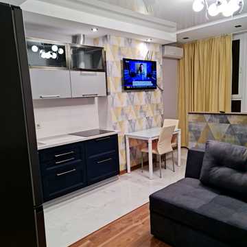Петропавлівська вул., (Будинок)