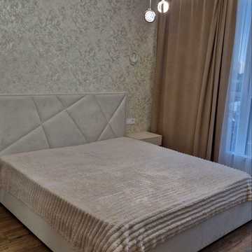 Літературна вул., 10-Б