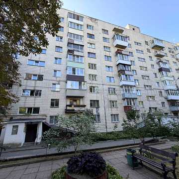Юлії Здановської вул. (Ломоносова), 24