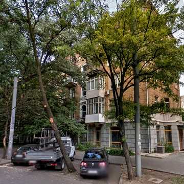 Соборна пл. (Жовтнева), 7