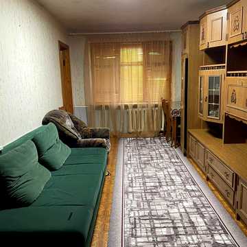 Володимира Мономаха вул. (Московська), 27