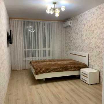 Кадетський Гай вул., 10