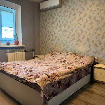 Академіка Глушкова просп., 14