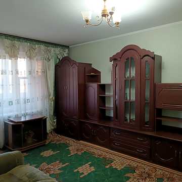 Оноре де Бальзака вул., 4