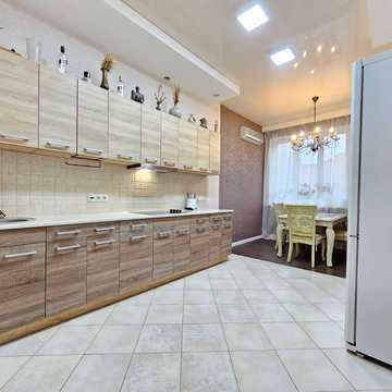 Урлівська вул., 21