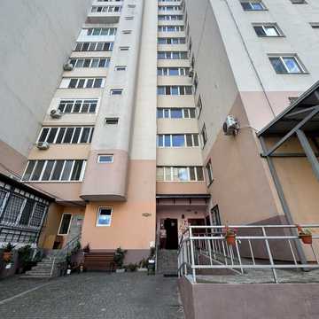 Євгена Чикаленка вул., 59/9