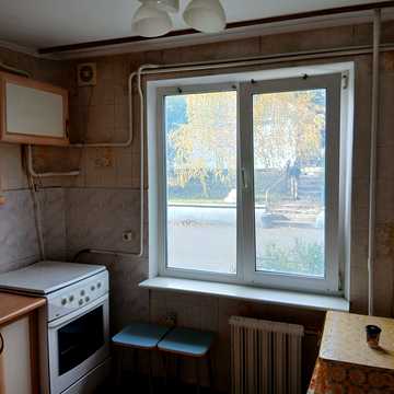 Симоненка вул., 7