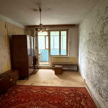 Івана Каркача бульв., 81
