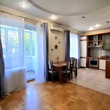 Митрополита Василя Липківського вул. (Урицького), 40