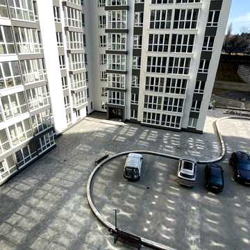 Ковалевського узвіз, 7