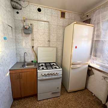 Осіння вул., 14