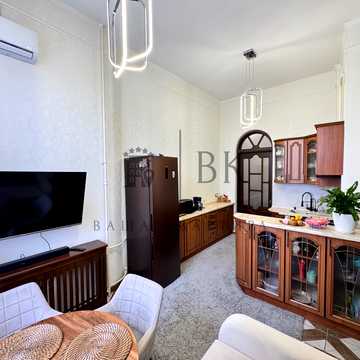 Заньковецької вул., 6