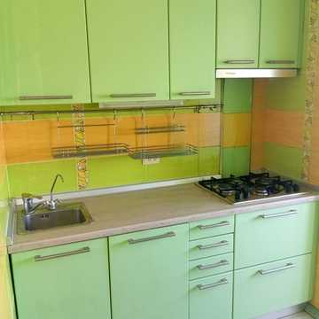 Йорданська вул. (Лайоша Гавро), 22-Б