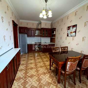 Антоновича вул. (Горького), 72