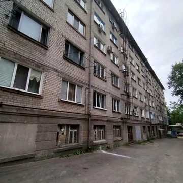 Камянська вул., 34