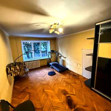 Сергія Скальда вул. (Комарова), 30