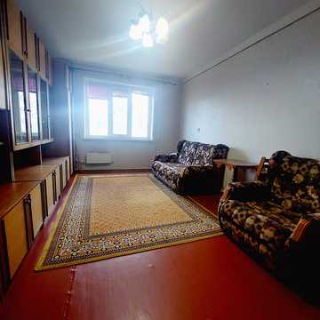 Лариси Руденко вул., 8