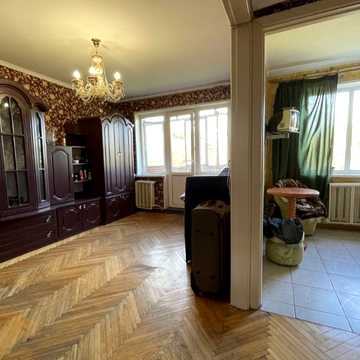 Вацлава Гавела бульв. (Івана Лепсе), 5