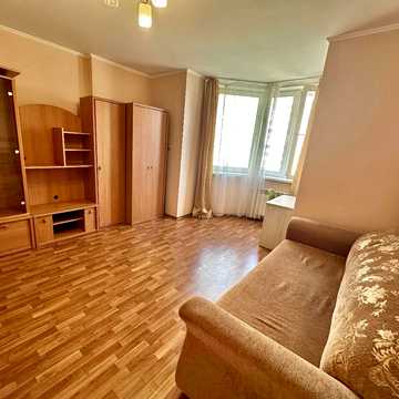 Урлівська вул., 21-Б