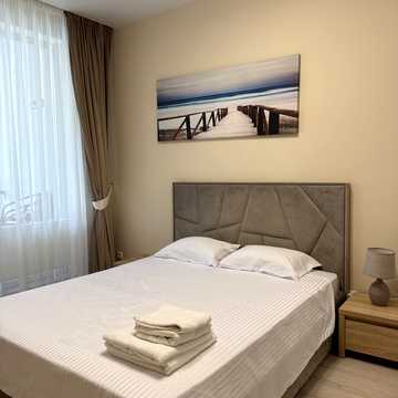 Валерія Самофалова вул. (Каманіна), 20
