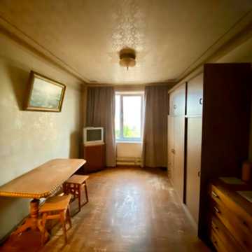 Павла Тичини просп., 13