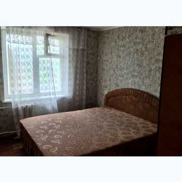 Романа Ратушного вул. (Волгоградська), 39