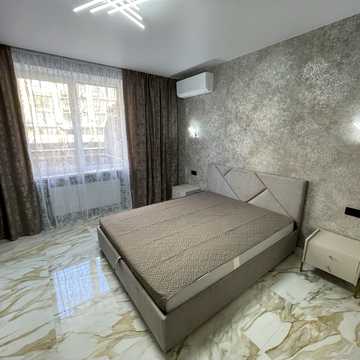 Миру вул., 7