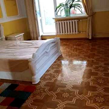Печерська вул., 28