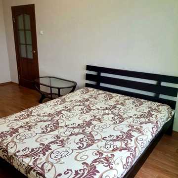 Григорія Ващенка вул., 7