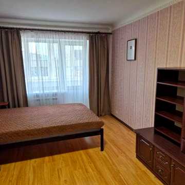 Костянтинівська вул., 63/12