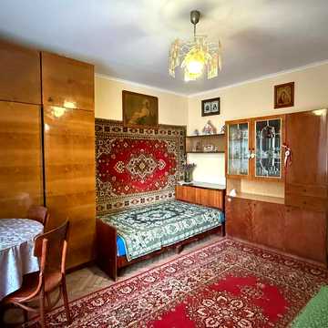 Пасічна вул., 71-А